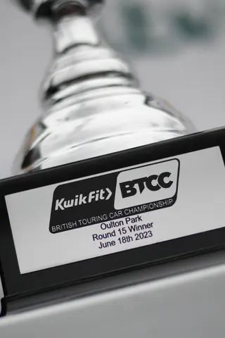 Trophy-RL5_9472