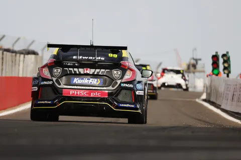Edwards-0Q3A4203