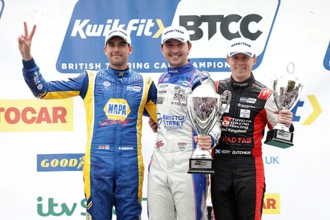 Pod-Cammish-Ingram-Butcher-0Q3A1664