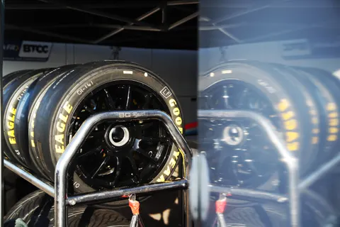 Goodyear-2RE_8227