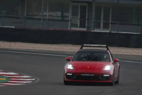Porsche-DG_05386