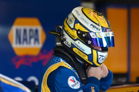 Sutton-_0DB0879