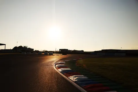 Thruxton-7B1A0708