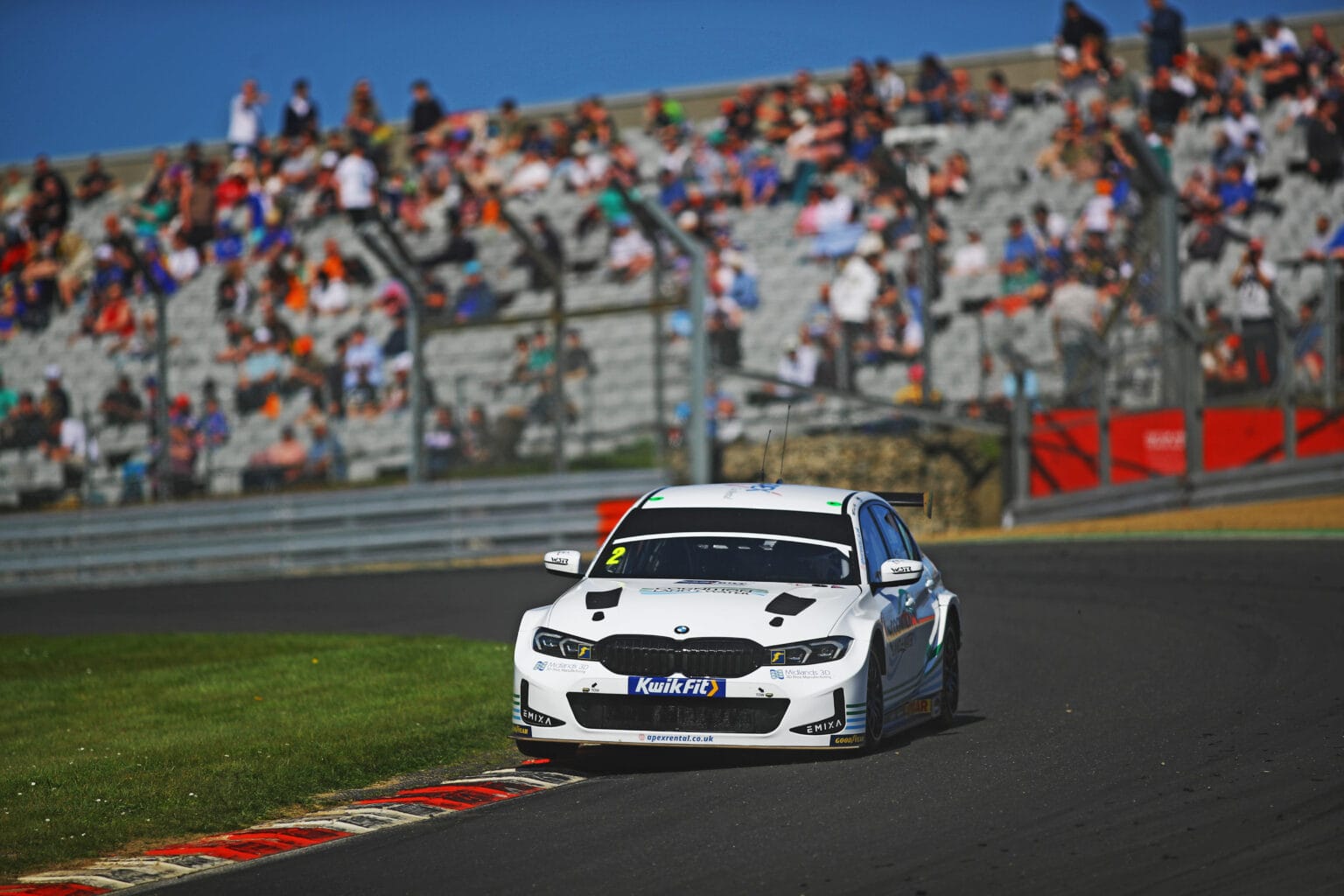 Daryl De Leon in the BTCC
